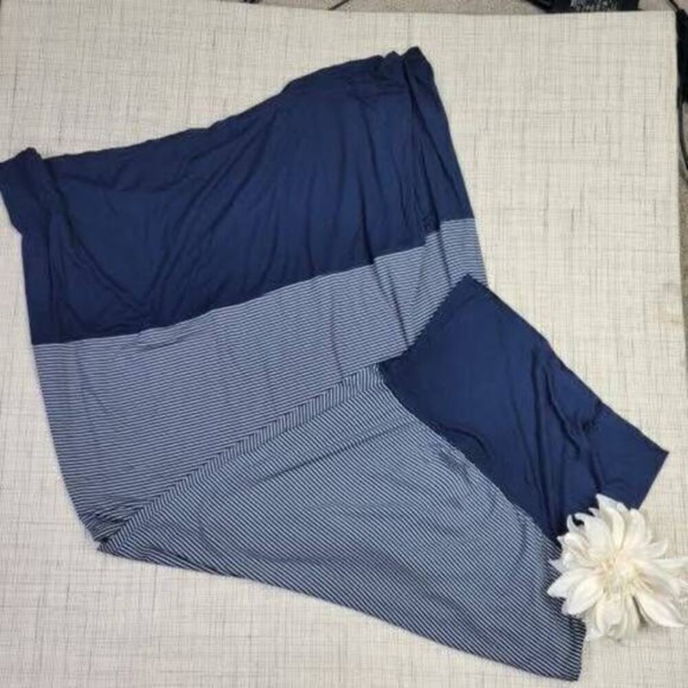 5/$25 Max Studio Striped Navy White Maxi Skirt Size Large